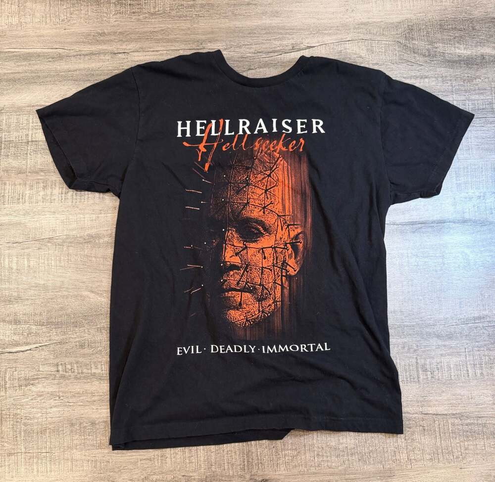 Goodie Two Sleeves Hellraiser Hellseeker Pinhead Graphic T-Shirt Large